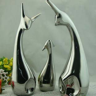 溫馨家庭象征 350元混批鹿陶瓷工藝品擺件